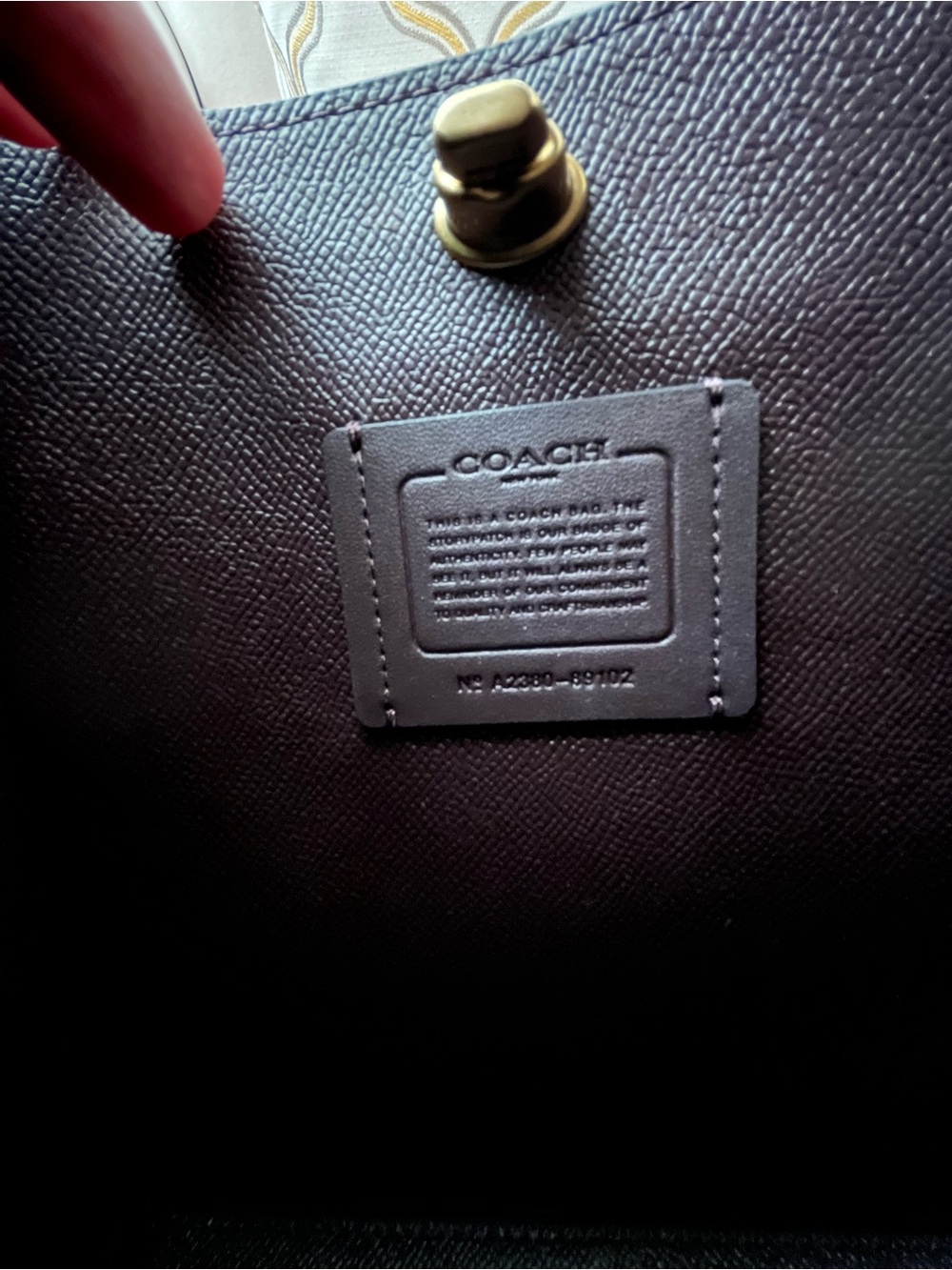 Coach Black Pebbled Leather Shoulder Bag with Gold Hardware - Picture 8 of 16
